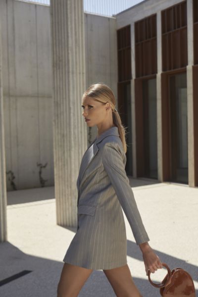 Imagem de Blazer Vestido Reto Oversize Risca Diplomática